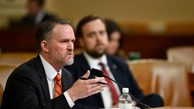 
                    EUA e UE chegam a acordo de minerais críticos para enfraquecer domínio chinês, diz USTR
                