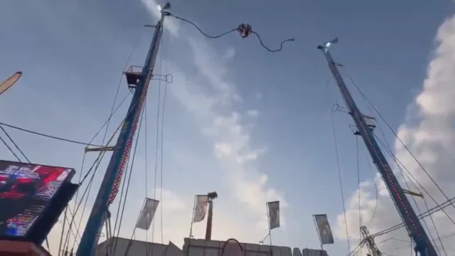 Cabo se rompe em brinquedo e deixa feridos em parque na Espanha; veja