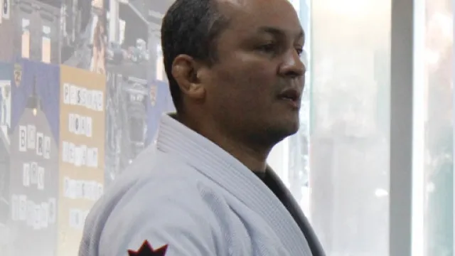 
                    Treinador de jiu-jítsu Melqui Galvão é preso sob suspeita de estupro de vulnerável
                