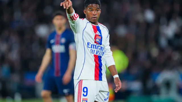 
                    Endrick afirma que gostaria de ficar no Lyon
                