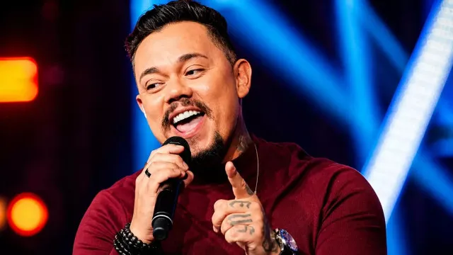 
                    Cantor sertanejo Adriano Muniz é encontrado morto em apartamento no DF
                