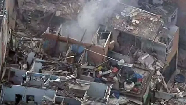 
                    Explosão destrói casas no Jaguaré, na zona oeste de São Paulo
                