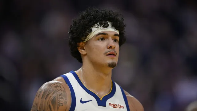 
                    Gui Santos diz que Luca Doncic o xingou em português na NBA: 'Filho da...'
                