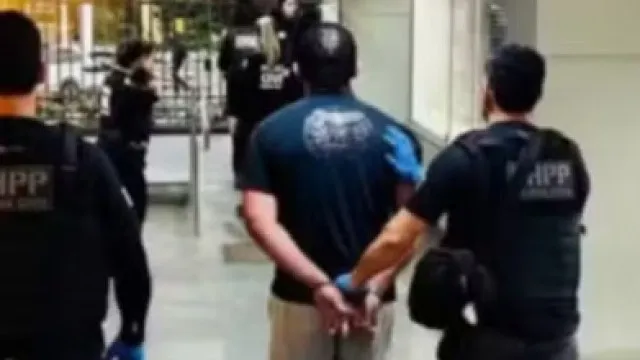 
                    Suspeito de matar namorada tenta oficializar relação para ficar com casa
                
