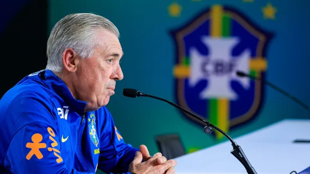 
                    Seleção chega à Granja Comary com Neymar para abrir os trabalhos 'sem mágica' de Ancelotti
                