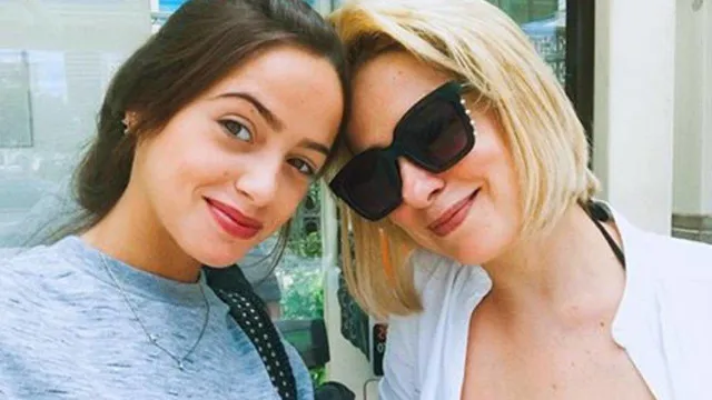 
                    Filha de Palomma Duarte diz que mãe tentou afastá-la da carreira de atriz
                