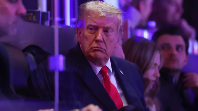 Trump é vaiado em jogo da final da NBA em Nova York durante hino nacional