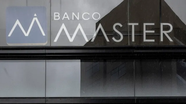
                    Presidente do BRB diz ao Senado não ter informações sobre quantas vezes Vorcaro foi ao banco
                