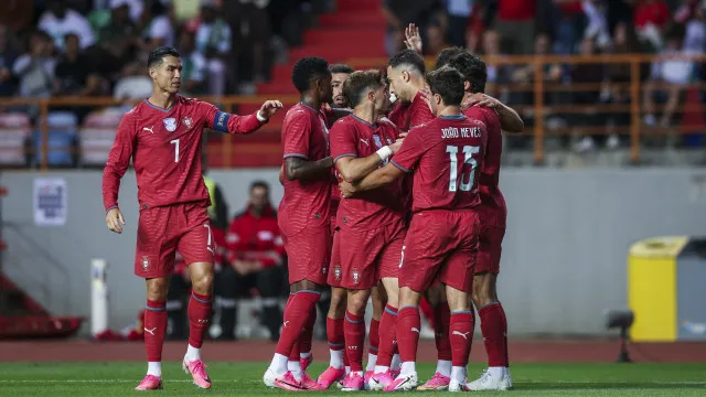 Portugal sofre, mas vence a Nigéria antes de viajar para a Copa