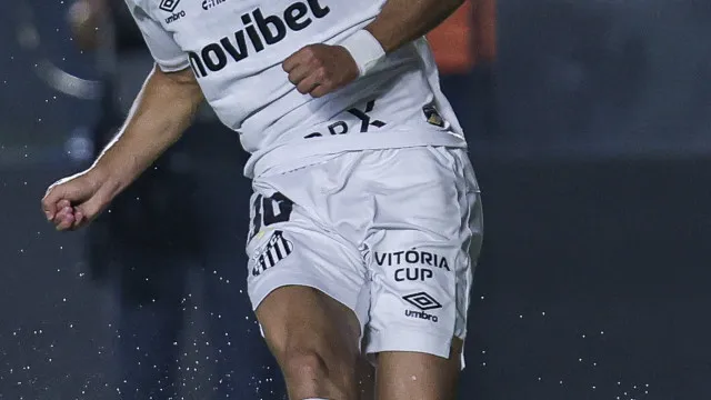 Após meses de negociação, Santos acerta a renovação contratual de Miguelito