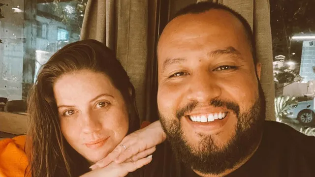 
                    Tati Machado anuncia gravidez um ano após perda gestacional
                