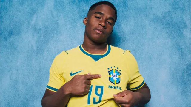 
                    Endrick cita papo com veteranos e confiança em Ancelotti: iluminado