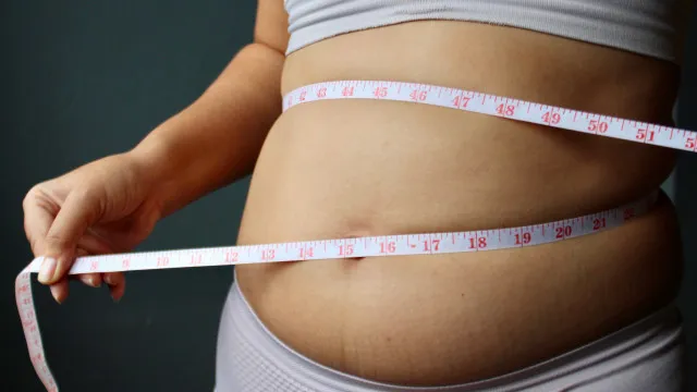 
                    Estudo revela uma forma mais prática de combater a gordura abdominal
                