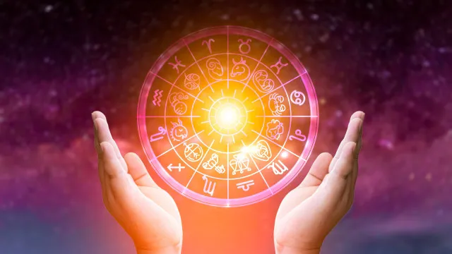 
                    Os 4 signos que recebem uma importante mensagem do universo até domingo
                