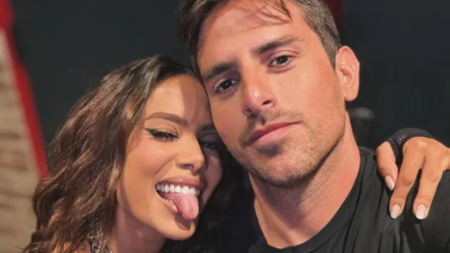 
                    Fãs criticam demora em pronunciamento de Anitta sobre Rodrigo Branco
                
