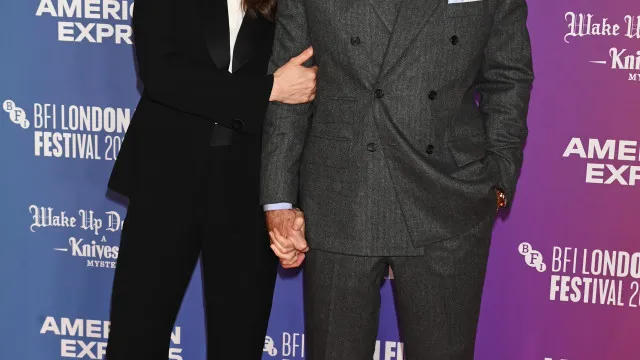 
                    Daniel Craig e Rachel Weisz celebram 15 anos de amor discreto; veja
                
