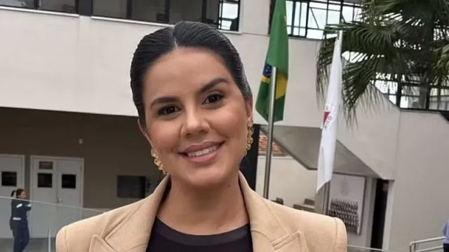 
                    Estudante de medicina é morta a facadas; namorado é preso suspeito
                
