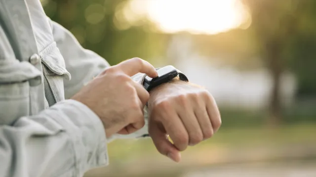 
                    7 motivos (mais comuns) para deixar de usar relógios inteligentes
                