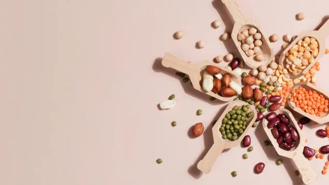 
                    Oito alimentos ricos em fibras para incluir na dieta
                