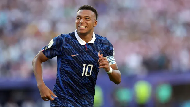 Paraguai dá trabalho, mas Mbappé resolve, e França vai às quartas de final da Copa
