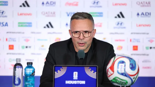 Técnico diz que rei do Marrocos é o responsável pelo bom momento da seleção