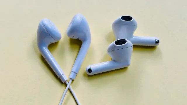 
                    Fones com ou sem fios? Veja os pontos positivos e negativos
                