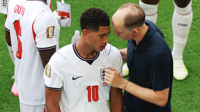 Bellingham bate de frente com Tuchel após críticas à Inglaterra