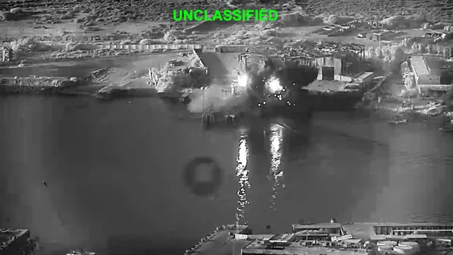 
                    EUA lançam ataques contra bases iranianas que ameaçam fluxo em Hormuz
                