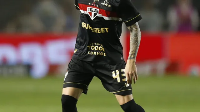 
                    São Paulo avança por empréstimo de Negrucci ao Athletic, a pedido de Alex
                