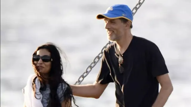 
                    Namorada brasileira de Tuchel vive longe dos holofotes e acompanha técnico há quatro anos
                