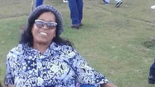 
                    Grupo mata professora e arranca dedos dela para sacar dinheiro na Bahia
                