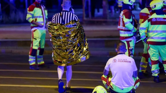 
                    Polícia revela identidade de suspeito de ataque em Berlim: 