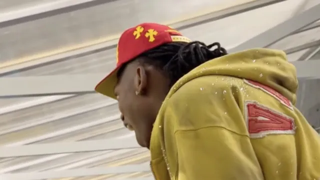 
                    Neymar dá show e Rafael Leão vibra: 
