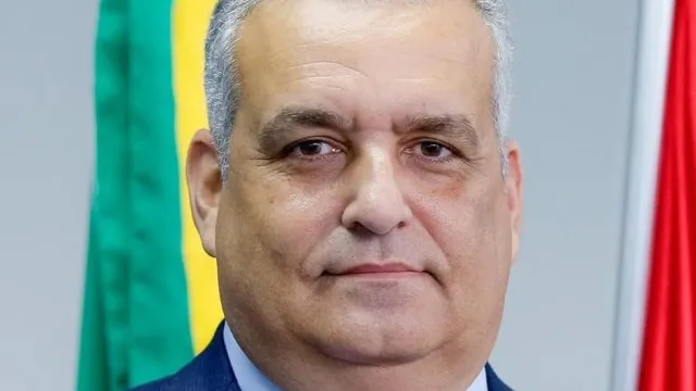 
                    Petistas veem escolha de Gaspar como vice de Flávio como 'tiro no pé' e revivem acusações
                