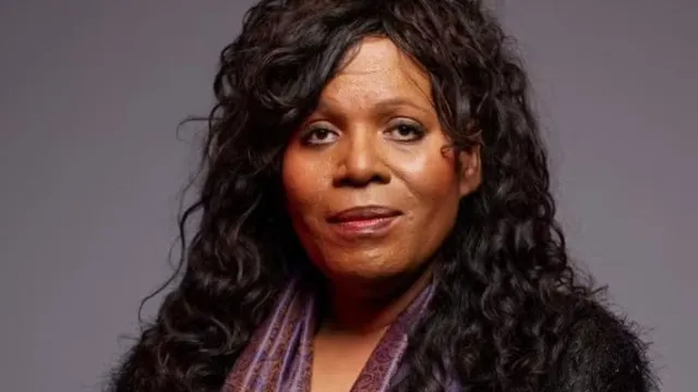 
                    Morre Clodd Dias, atriz de 'Manhãs de Setembro' e 'As Five', aos 49 anos
                