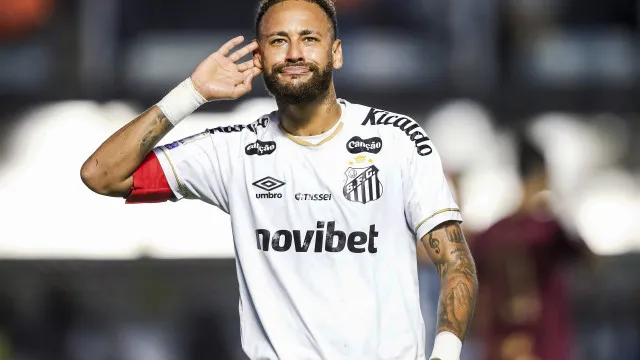
                    Famosos que são bilionários e você talvez não saiba
                
