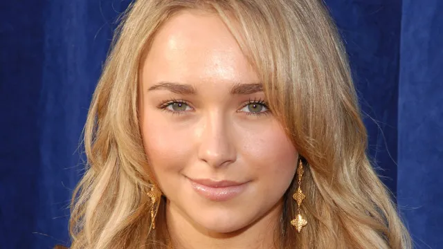 
                    Novos detalhes revelam como Hayden Panettiere foi achada antes de morrer
                