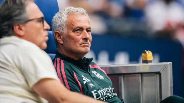 
                    Mourinho abre o jogo sobre Rodri, Vini e caso Prestianni no Real Madrid
                