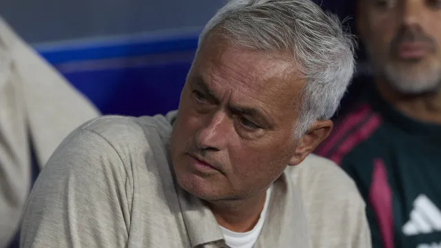 
                    Espanhóis revelam conversa privada entre Mourinho e Vinícius Júnior
                