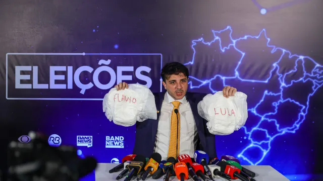 
                    Renan Santos critica emendas: 'Congresso não se importa com nenhum tema nacional', diz
                