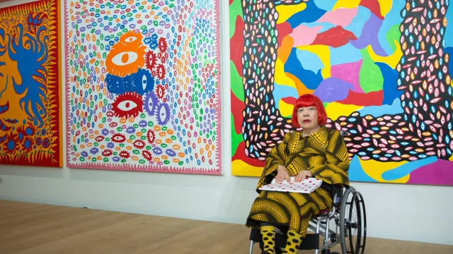 
                    Yayoi Kusama, 'Rainha das Bolinhas', morre aos 97 anos em Tóquio
                