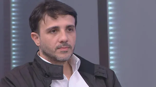 
                    Renan Santos diz que direita populista está em 'queda' e Trump vai 'morrer lentamente'
                
