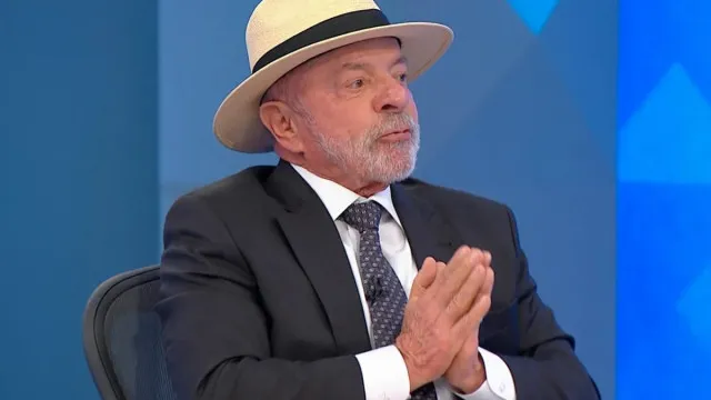 
                    Internautas detonam sabatina do JN: 