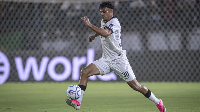 
                    Atlético busca virada, elimina o Cruzeiro e avança à semifinal da Copa do Brasil
                
