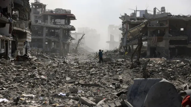 
                    O homem que previu a pandemia alerta para um futuro preocupante
                