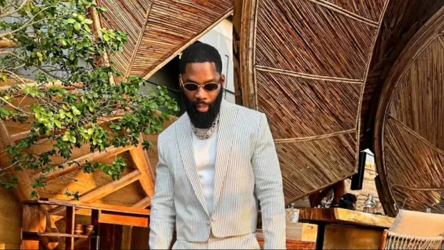 
                    Influencer morre após cirurgia de aumento peniano na Tailândia
                