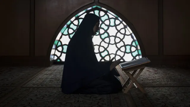 
                    Sabe qual religião dominará o mundo até 2050? Veja!
                