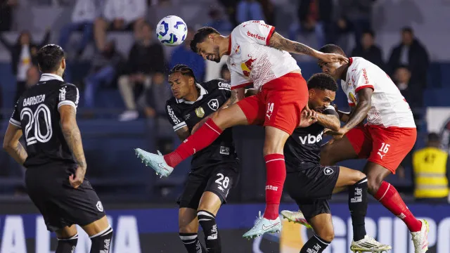 Botafogo e Red Bull Bragantino jogam em busca de reabilitação no Brasileirão e mirando com G-6