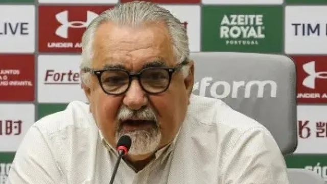 
                    Paulo Angioni, diretor do Fluminense, morre aos 80 anos no Rio
                
