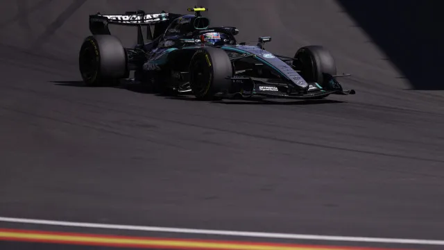 
                    Kimi Antonelli vence em Madrid e é cada vez mais líder
                